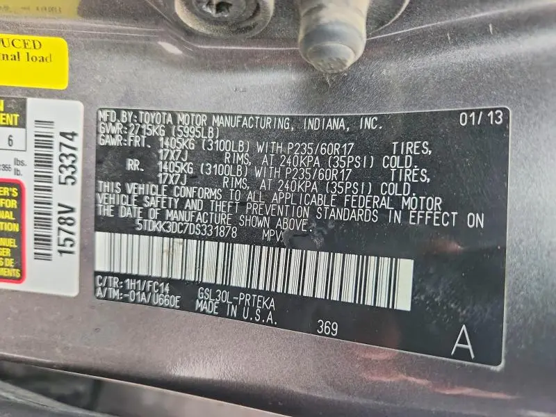 2013 TOYOTA SIENNA LE  