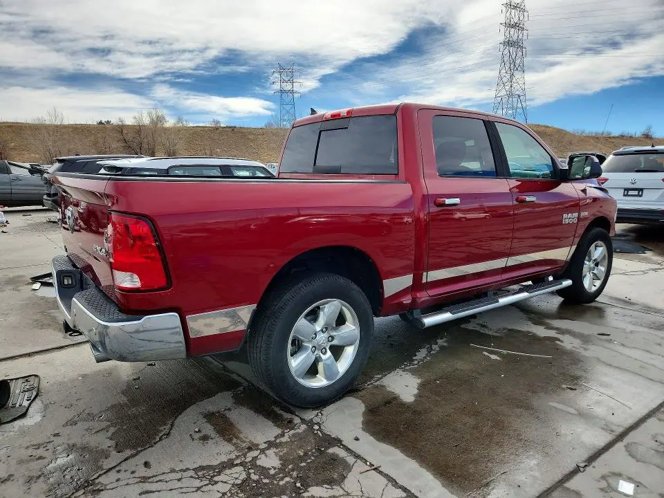 2014 RAM 1500 SLT  