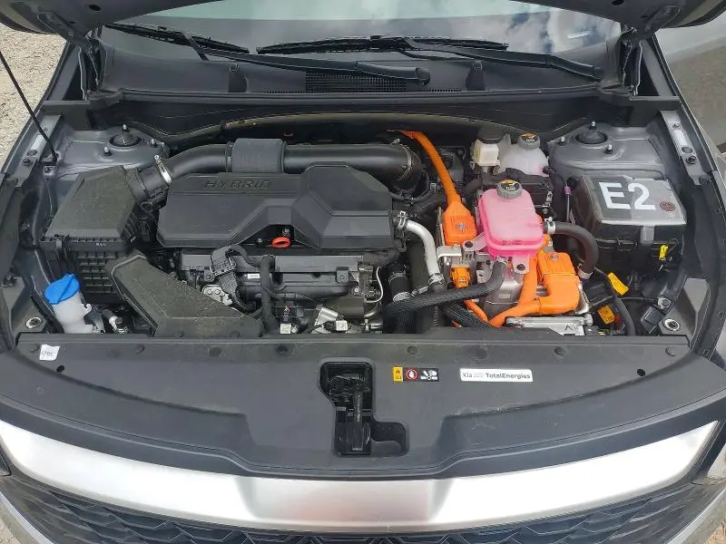 2025 KIA SPORTAGE LX  
