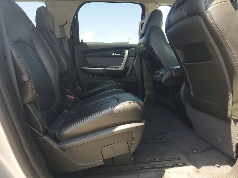 2012 GMC ACADIA SLT-1  