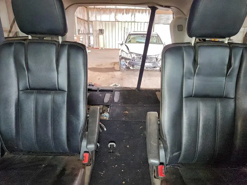 2014 CHRYSLER TOWN & COUNTRY TOURING  