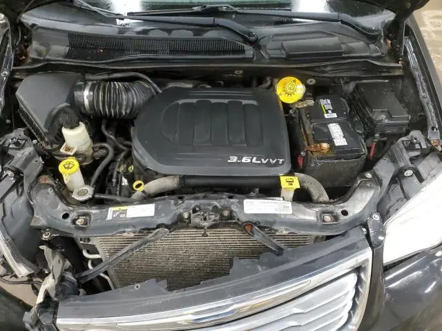 2016 CHRYSLER TOWN & COUNTRY TOURING  