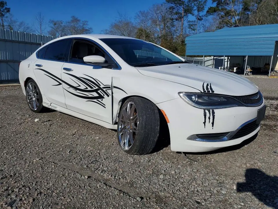 2015 CHRYSLER 200 LIMITED  