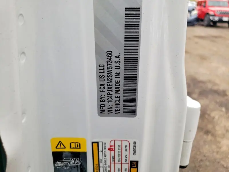 2025 JEEP WRANGLER SAHARA  