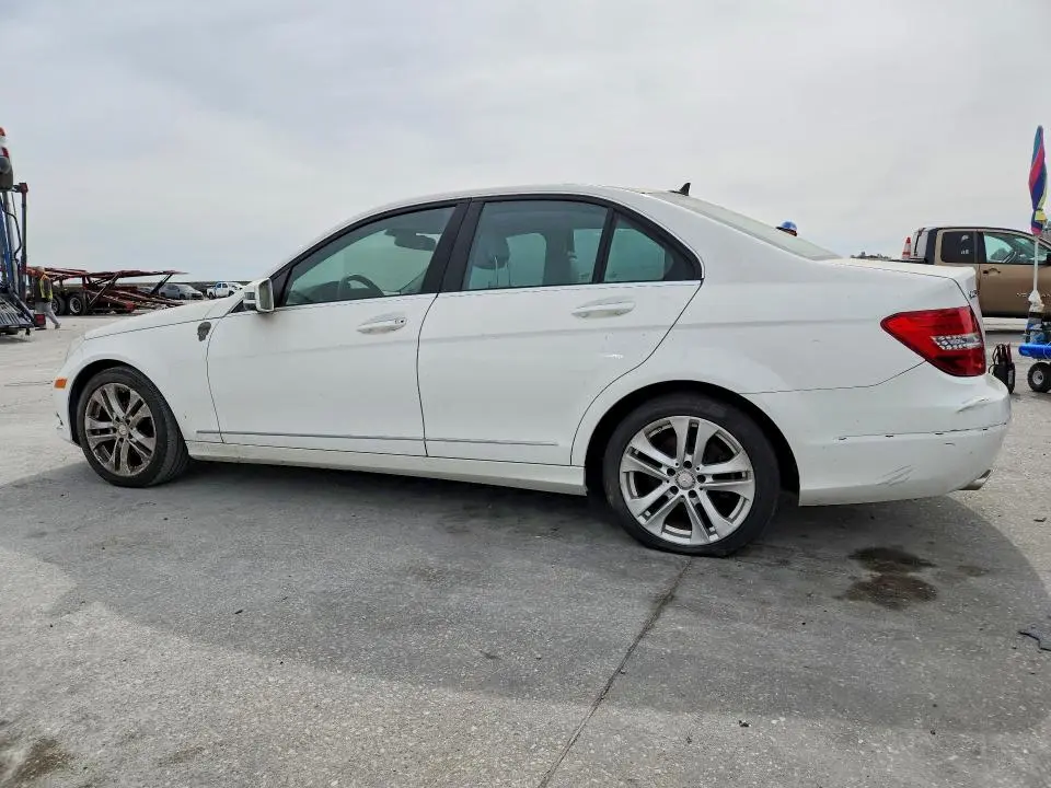 2013 MERCEDES-BENZ C 250  