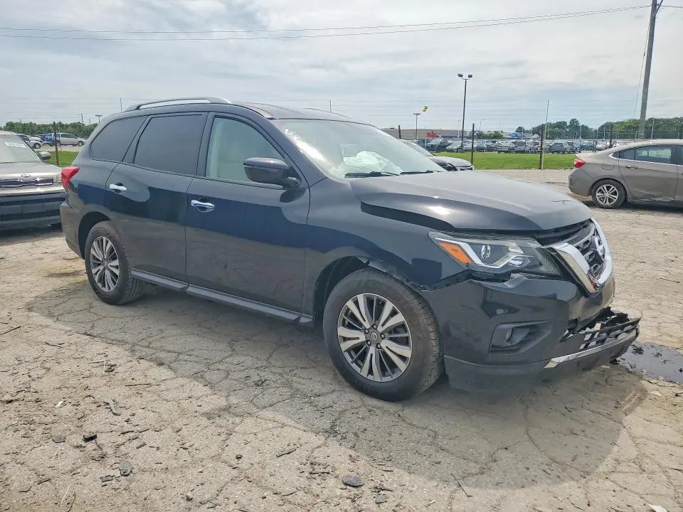 2020 NISSAN PATHFINDER SV  