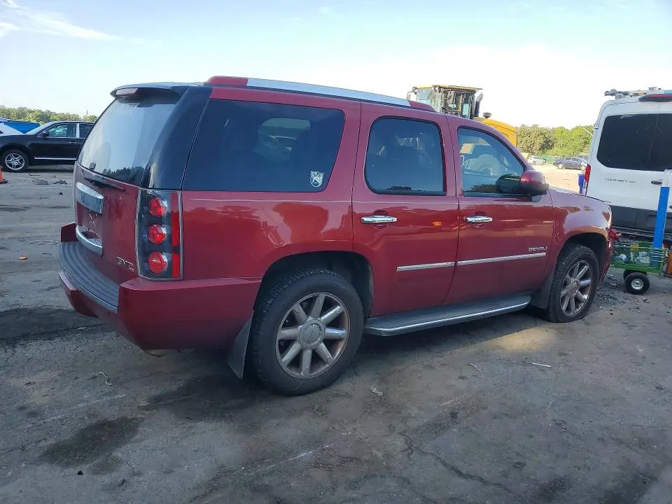 2013 GMC YUKON DENALI  