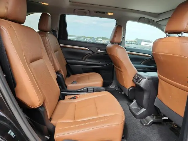 2019 TOYOTA HIGHLANDER LIMITED  