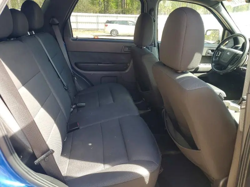 2012 FORD ESCAPE XLT  