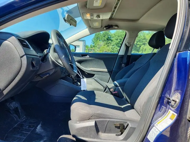 2012 VOLKSWAGEN JETTA BASE  