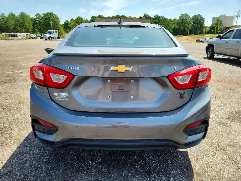 2018 CHEVROLET CRUZE LT  