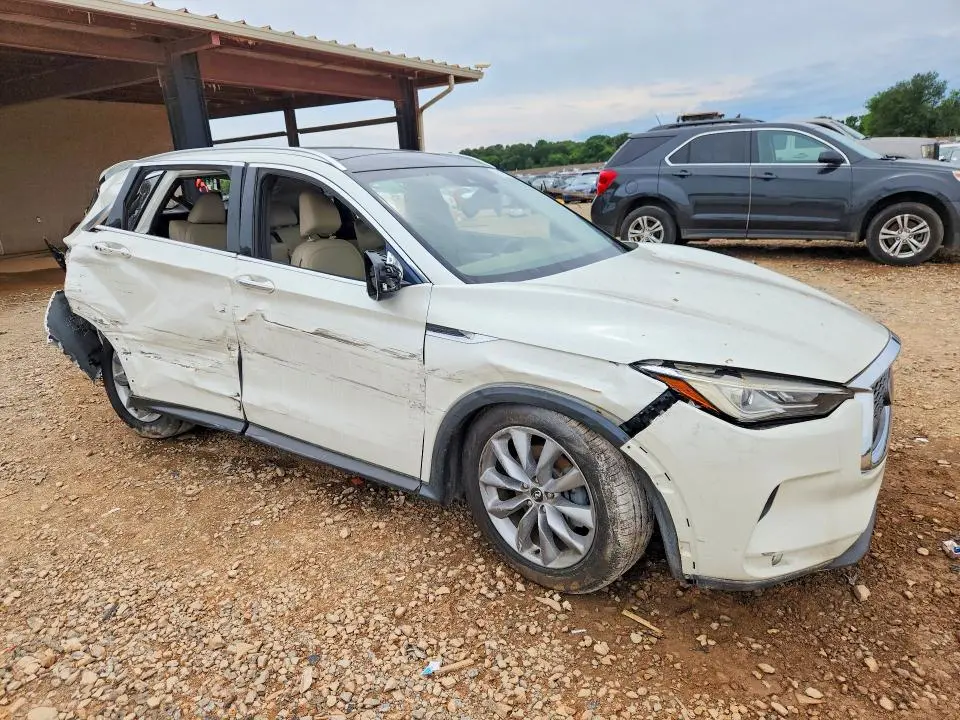 2019 INFINITI QX50 LUXE  