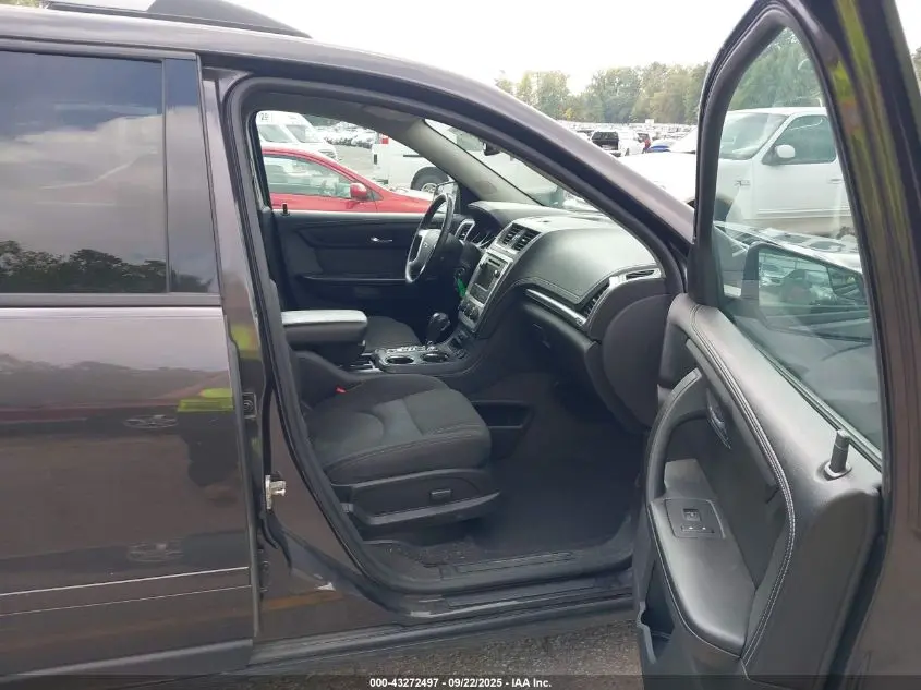 2013 GMC ACADIA SLE-2