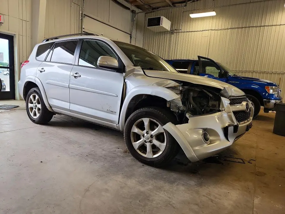 2011 TOYOTA RAV4 LIMITED  