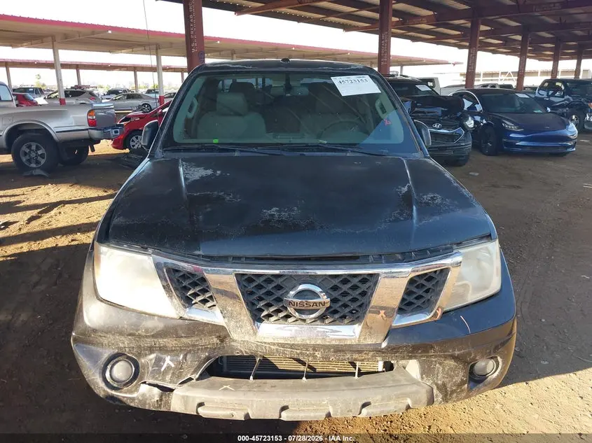 2016 NISSAN FRONTIER SV