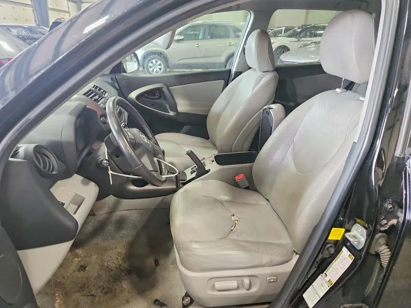 2011 TOYOTA RAV4 LIMITED  
