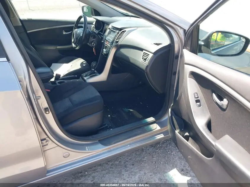 2013 HYUNDAI ELANTRA GT  