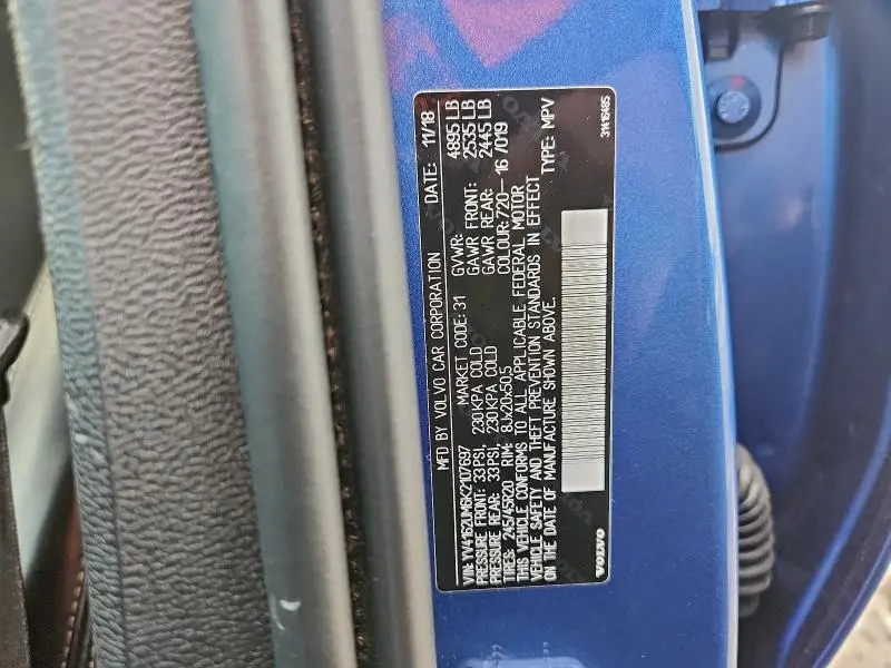 2019 VOLVO XC40 T5 R-DESIGN  