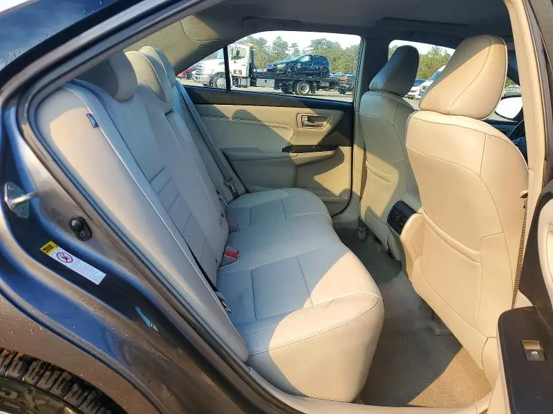 2017 TOYOTA CAMRY XLE  