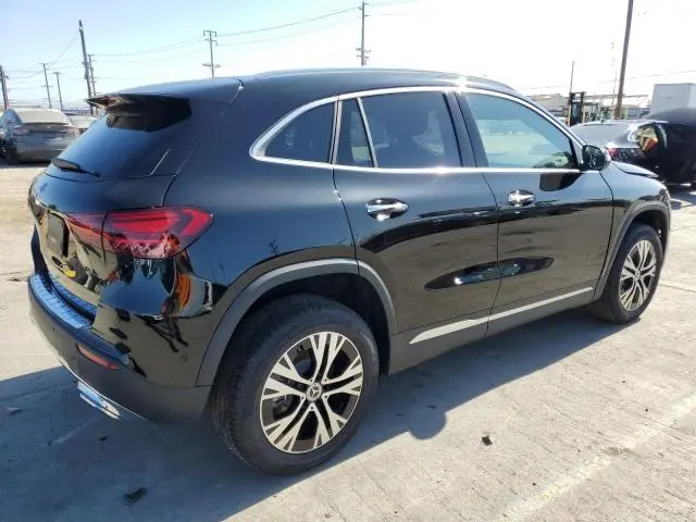 2025 MERCEDES-BENZ GLA 250  