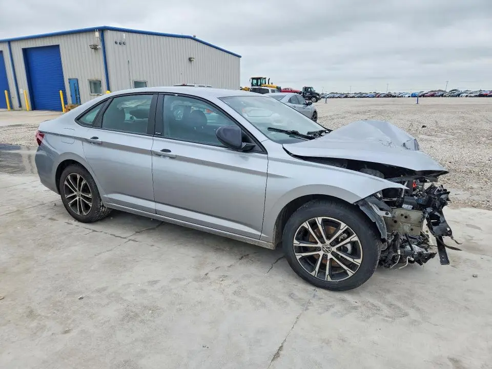 2023 VOLKSWAGEN JETTA SPORT  