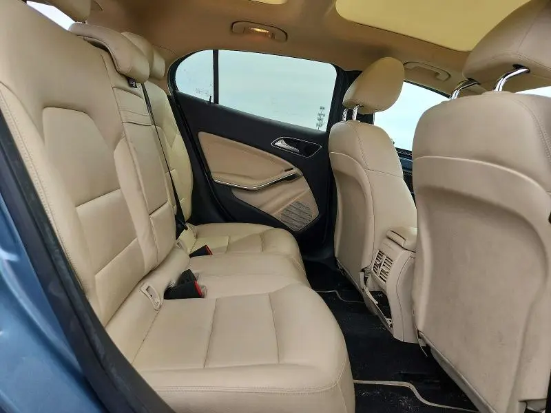 2015 MERCEDES-BENZ GLA 250 4MATIC  