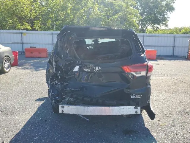 2018 TOYOTA HIGHLANDER LE  