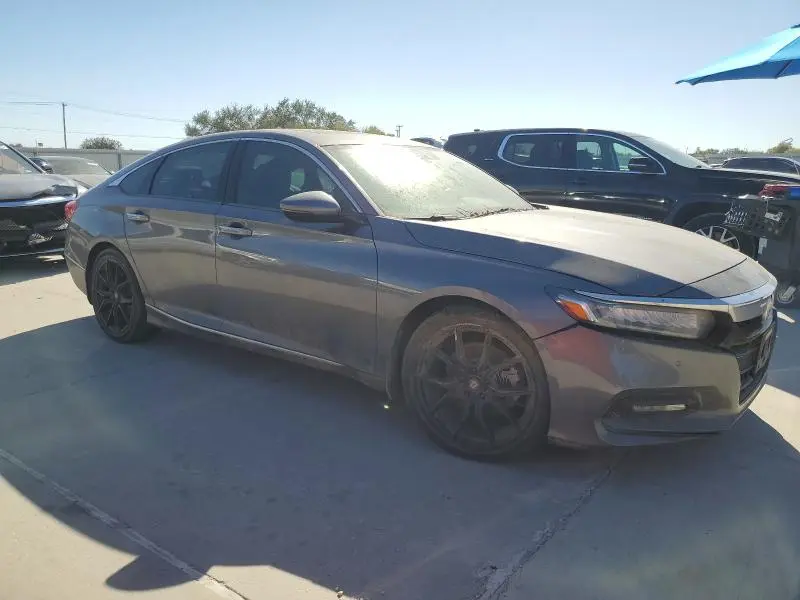 2018 HONDA ACCORD TOURING  