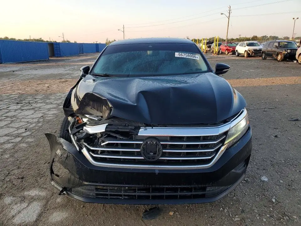 2020 VOLKSWAGEN PASSAT SE  