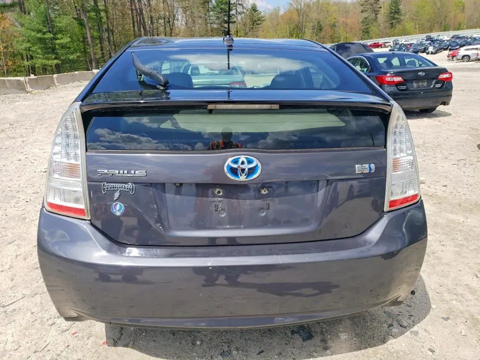 2011 TOYOTA PRIUS FOUR  