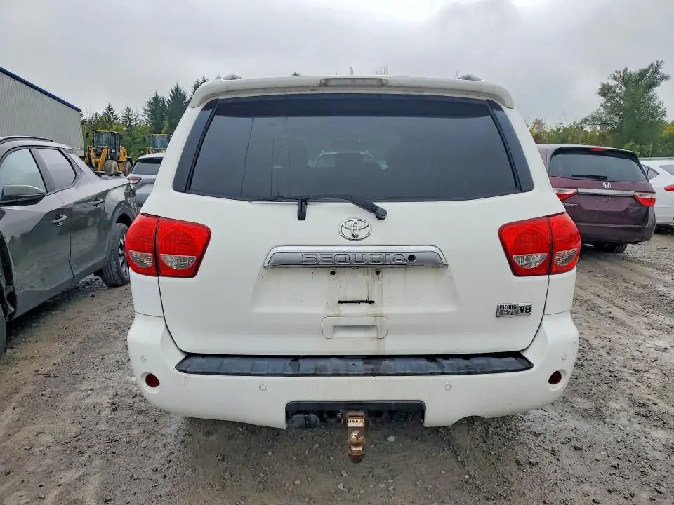 2011 TOYOTA SEQUOIA LIMITED  