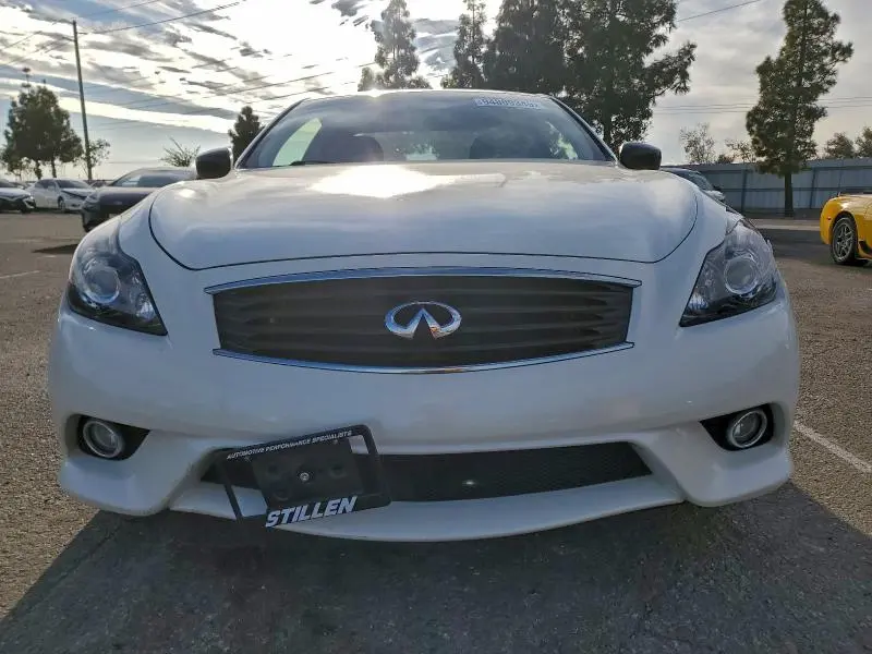 2015 INFINITI Q60 JOURNEY  