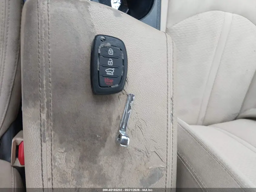 2016 HYUNDAI SONATA SE