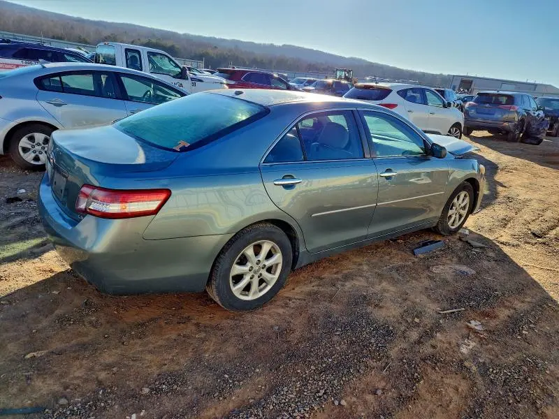 2011 TOYOTA CAMRY LE  