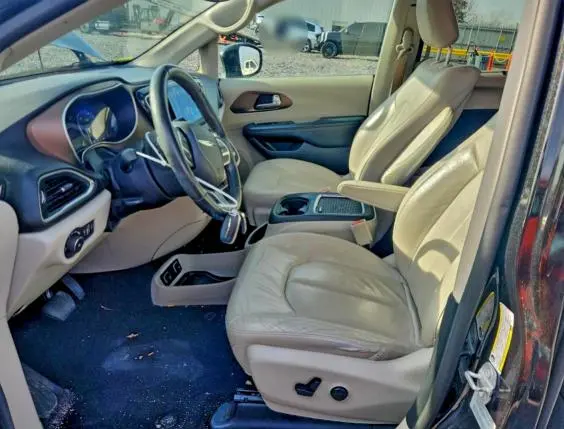 2017 CHRYSLER PACIFICA TOURING L PLUS  