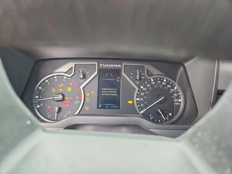 2023 TOYOTA TUNDRA SR5  