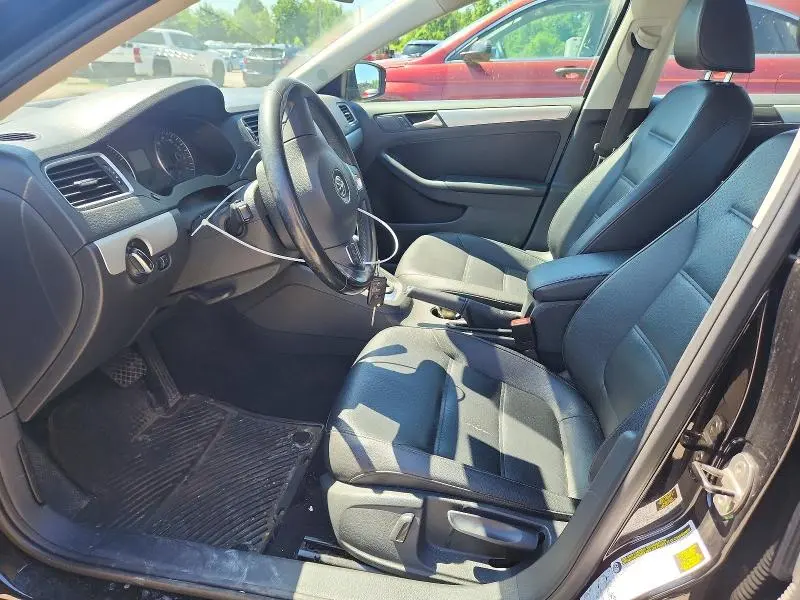 2014 VOLKSWAGEN JETTA SE  