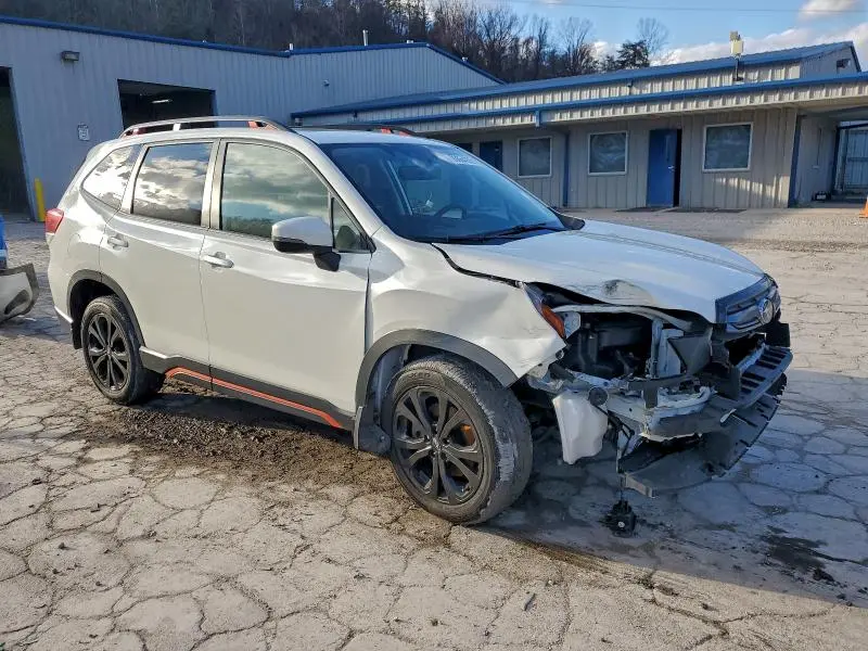 2023 SUBARU FORESTER SPORT  