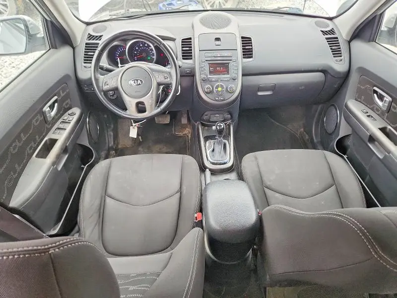 2013 KIA SOUL +  