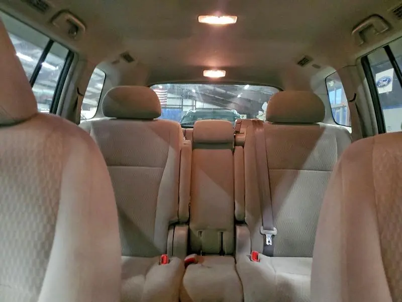 2010 TOYOTA HIGHLANDER   