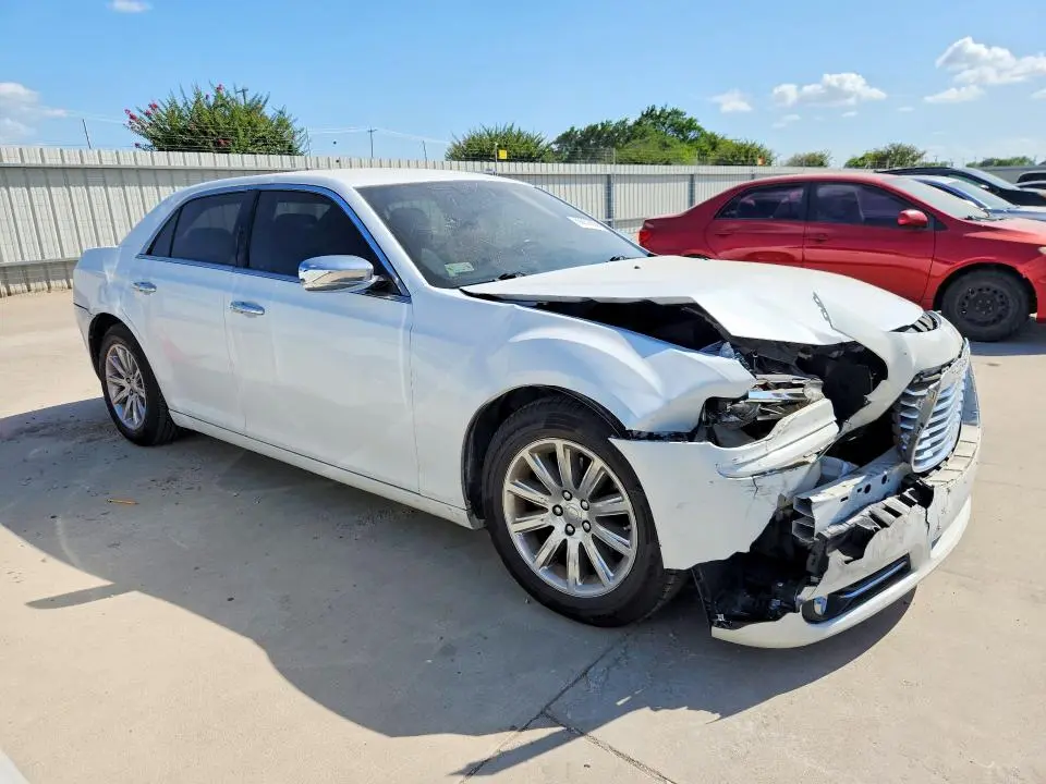 2012 CHRYSLER 300 LIMITED  