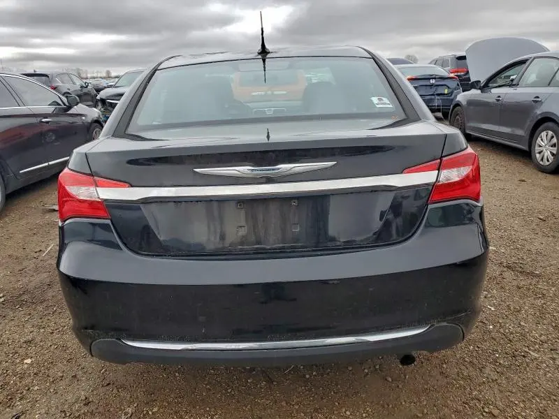 2013 CHRYSLER 200 LX  