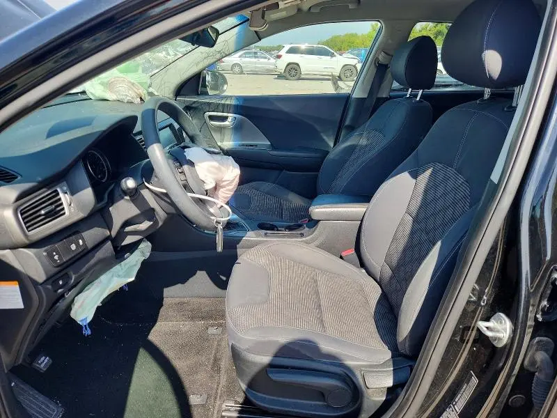 2018 KIA NIRO LX  
