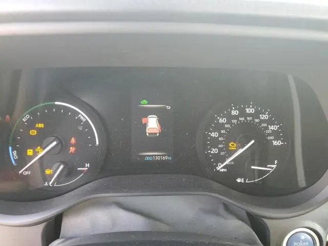 2021 TOYOTA SIENNA LE  