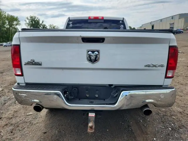 2016 RAM 1500 SLT  