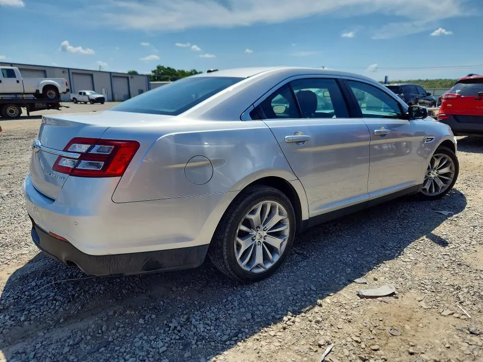 2016 FORD TAURUS LIMITED  