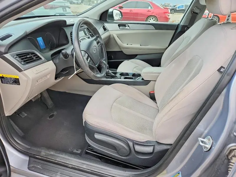 2017 HYUNDAI SONATA SE  