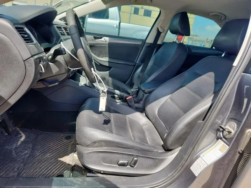 2013 VOLKSWAGEN JETTA TDI  