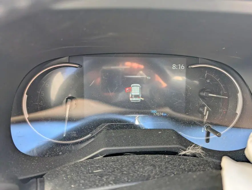 2023 TOYOTA RAV4 XLE  