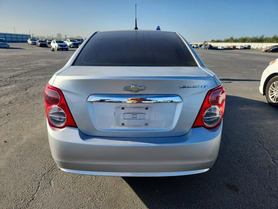 2014 CHEVROLET SONIC LT  